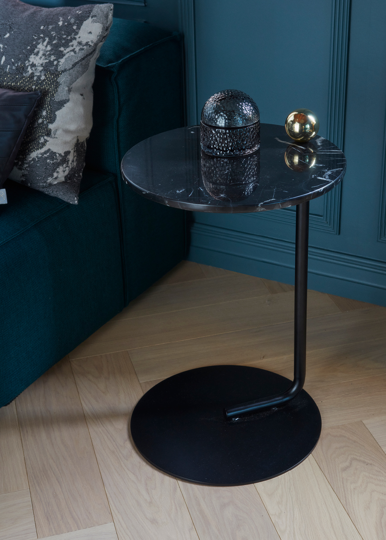 CASTELLUM side table